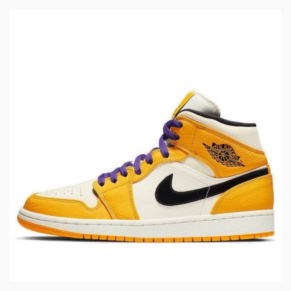 Air Jordan 1 Nike Mid SE Zapatillas Baloncesto Hombre Doradas | JD-468GI