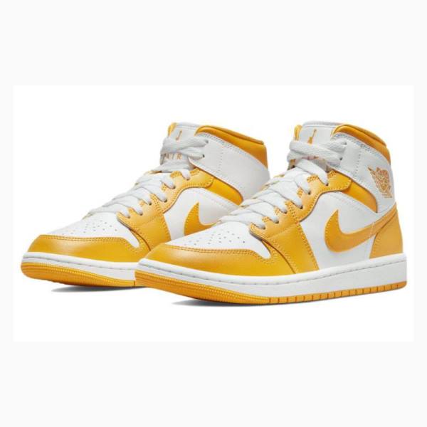 Air Jordan 1 Nike Mid Zapatillas Baloncesto Mujer Blancas Amarillo | JD-907NF